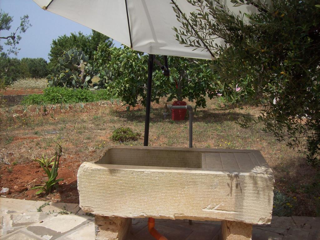 Trullo Contrada Stracca Guest House Alliste Ngoại thất bức ảnh