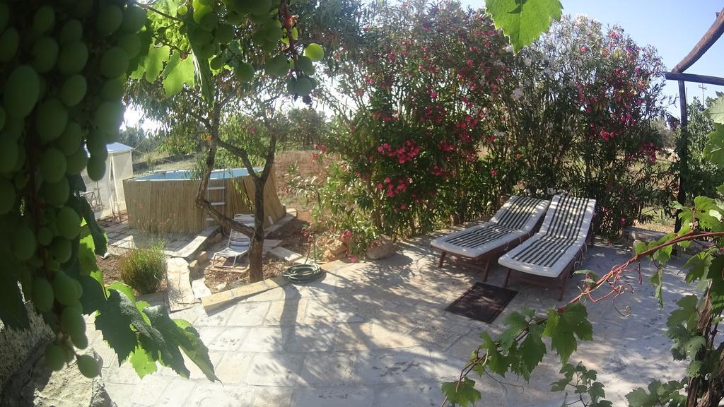 Trullo Contrada Stracca Guest House Alliste Ngoại thất bức ảnh